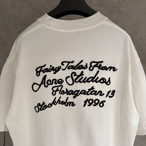 アクネストゥディオズ Acne Studios 新モデル刺繍半袖Tシャツ