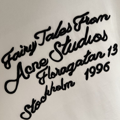 アクネストゥディオズ Acne Studios 新モデル刺繍半袖Tシャツ