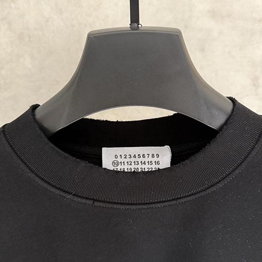 マルタンマルジェラ Maison Margiela MM6 新モデルロゴ半袖Tシャツ