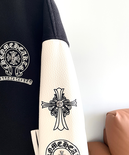 クロムハーツ 刺繍入りホースシュークロスダブルレイヤーベースボールジャケット