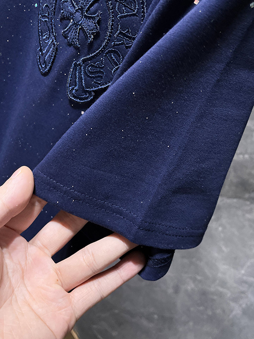 クロムハーツ クラシックな馬蹄刺繍の金箔スター半袖Tシャツ