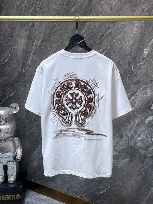 クロムハーツ ウォッシュとダメージをしたクラシックな馬蹄刺繍の半袖Tシャツ