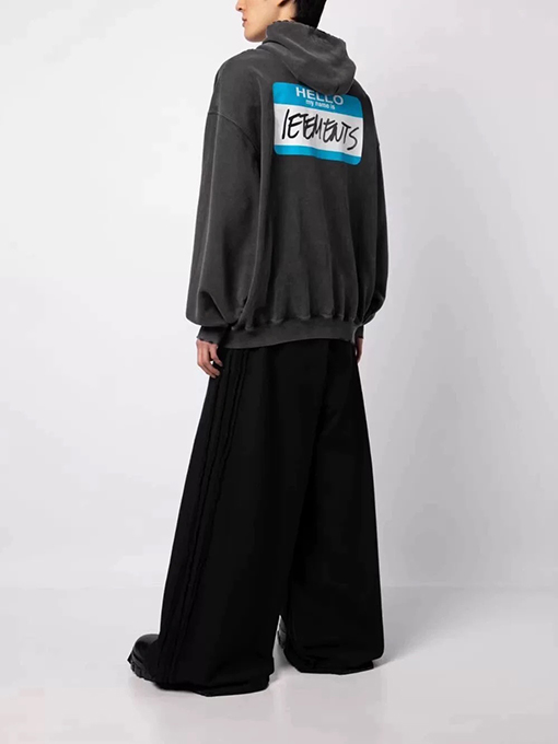 ヴェトモン VETEMENTS 新作 ウォッシュダメージフード付き ジップアップスウェットシャツ