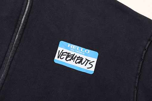 ヴェトモン VETEMENTS 新作 ウォッシュダメージフード付き ジップアップスウェットシャツ
