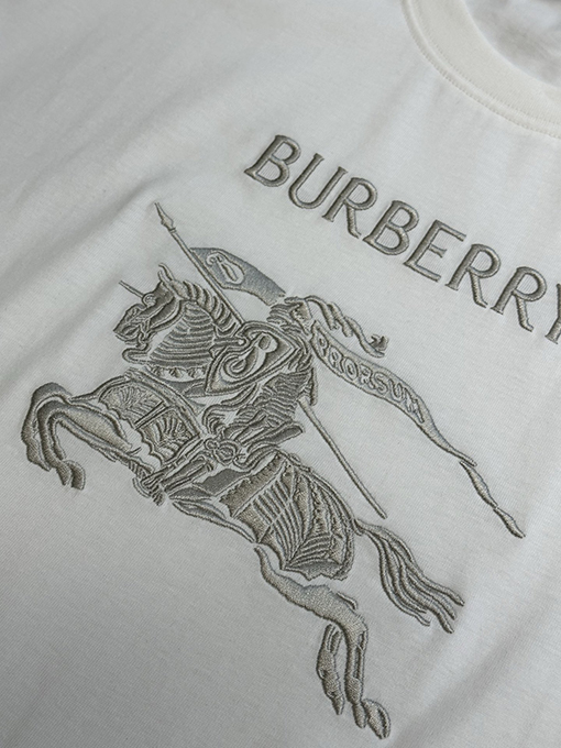 バーバリー BURBERRY 馬上騎士ロゴ刺繍半袖Tシャツ