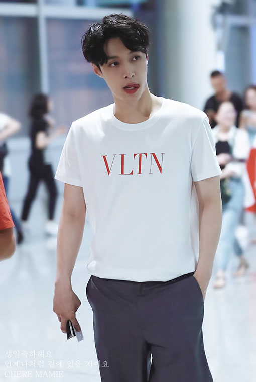 ヴァレンティノ VALENTINO レターロゴプリント半袖Tシャツ