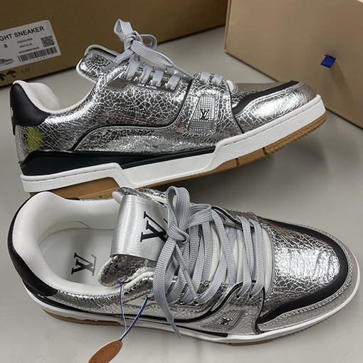 ルイヴィトンスーパーコピー LV Trainer Sneaker 新モデルカップルスニーカー