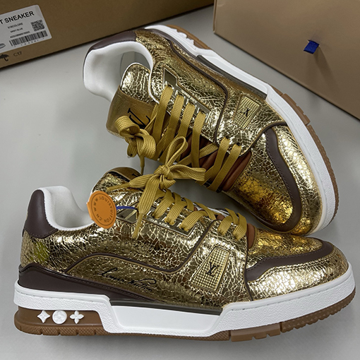 ルイヴィトンスーパーコピー LV Trainer Sneaker 新モデルカップルスニーカー