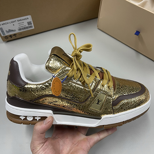 ルイヴィトンスーパーコピー LV Trainer Sneaker 新モデルカップルスニーカー