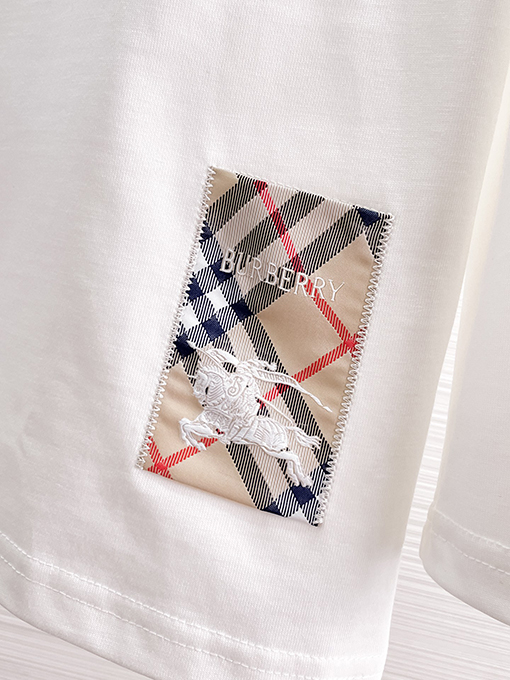 バーバリー Burberry 新しいクラシックのシンプルな長袖シャツ