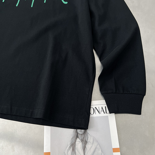 モンクレール Moncler 新モデルロゴプリント長袖シャツ