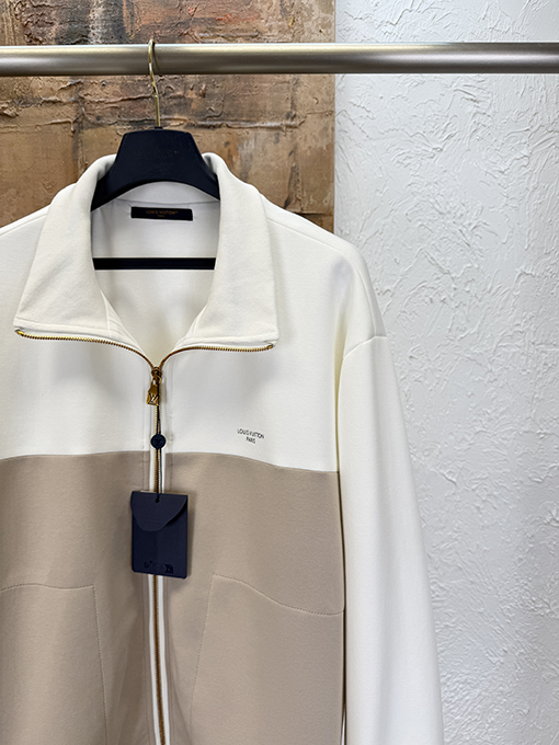 ルイヴィトンコピー LOUIS VUITTON スタンドカラージップアップジャケット