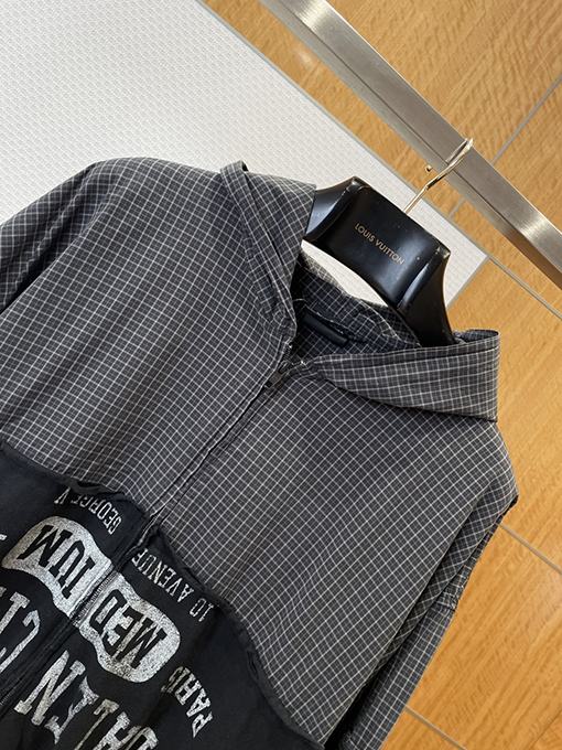 バレンシアガ BALENCIAGA チェック柄パッチワークのダメージフード付きスウェットシャツジャケット