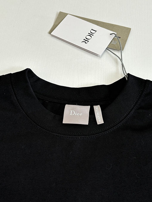 ディオール 四つ葉のクローバー刺繍半袖Tシャツ