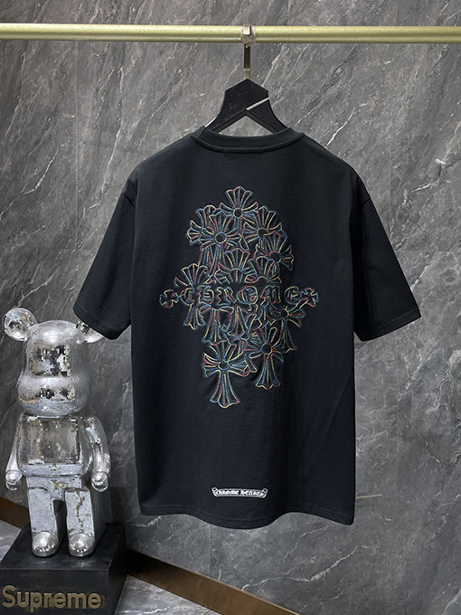 クロムハーツコピー 重なり合うカラフルな十字架サンスクリット刺繍半袖Tシャツ