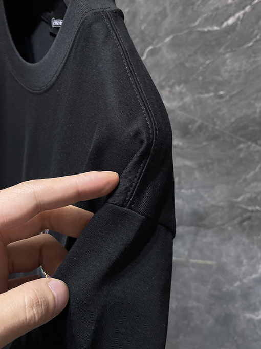 クロムハーツコピー 重なり合うカラフルな十字架サンスクリット刺繍半袖Tシャツ