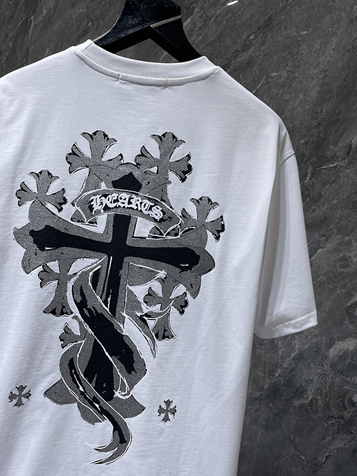 クロムハーツスーパーコピー 重なりう鉄十字サンスクリット半袖Tシャツ