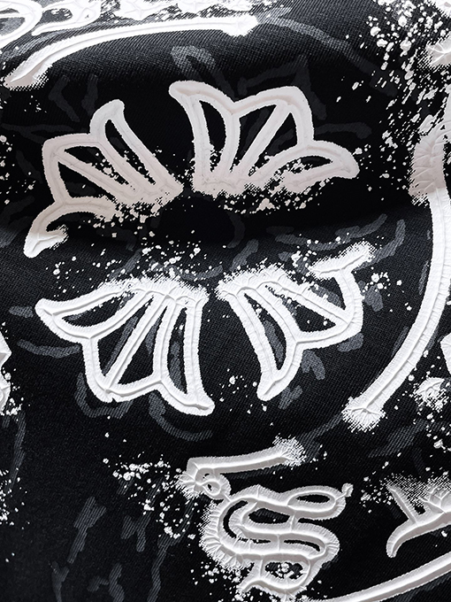 クロムハーツ サンスクリットのハンドメイドクロスボタンフォームコーティング半袖Tシャツ