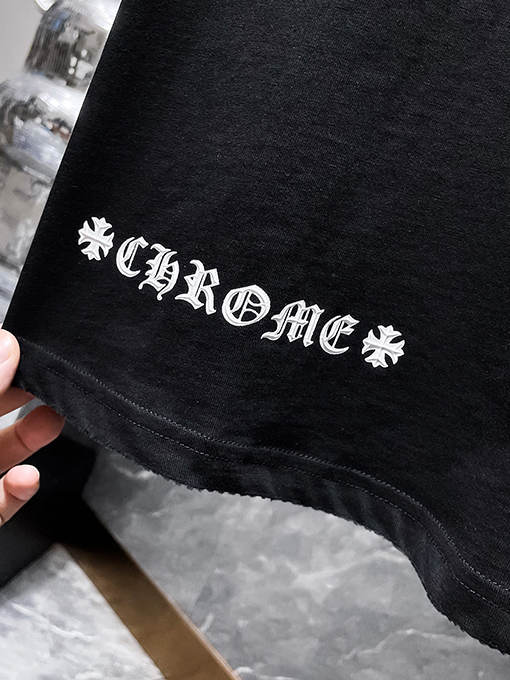 クロムハーツ サンスクリットのハンドメイドクロスボタンフォームコーティング半袖Tシャツ