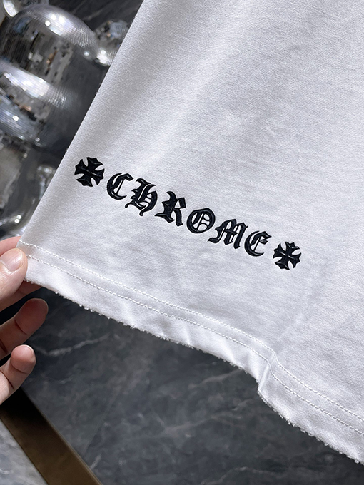 クロムハーツ サンスクリットのハンドメイドクロスボタンフォームコーティング半袖Tシャツ