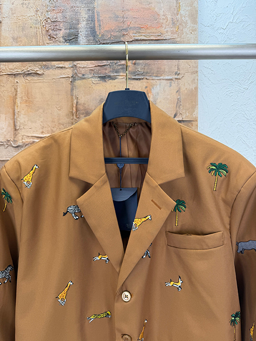 ルイヴィトン Darjeeling Limited 柄物のスーツ