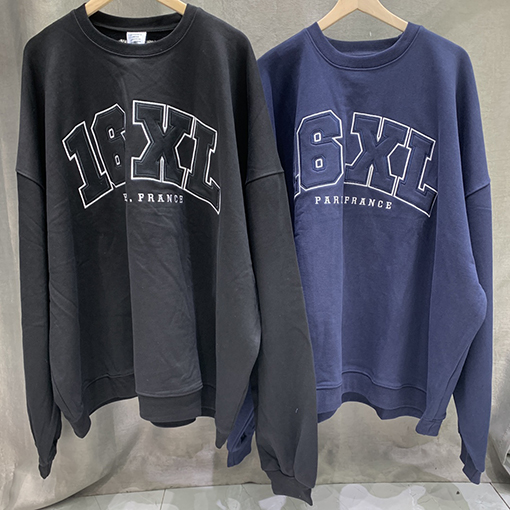 ヴェトモン VETEMENTS 刺繍り16XLクルーネックスウェットシャツ
