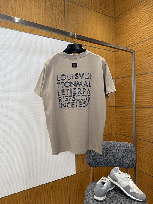 ルイヴィトン L.V.M. ロゴ刺繍半袖Tシャツ