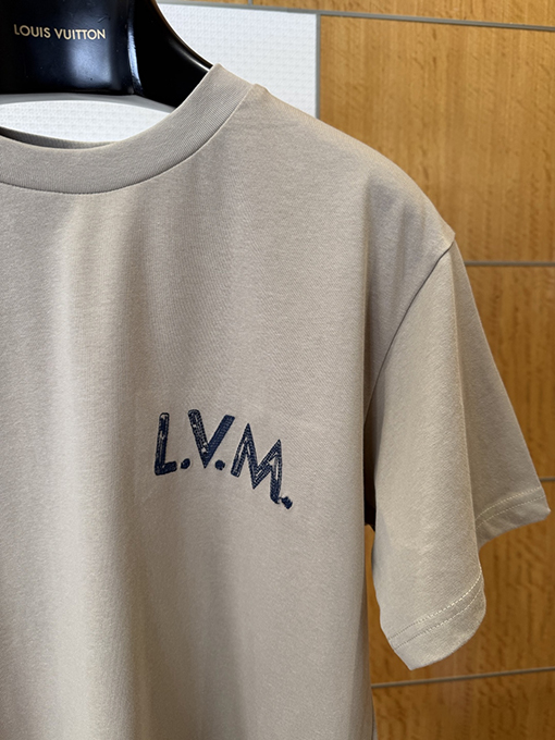 ルイヴィトン L.V.M. ロゴ刺繍半袖Tシャツ