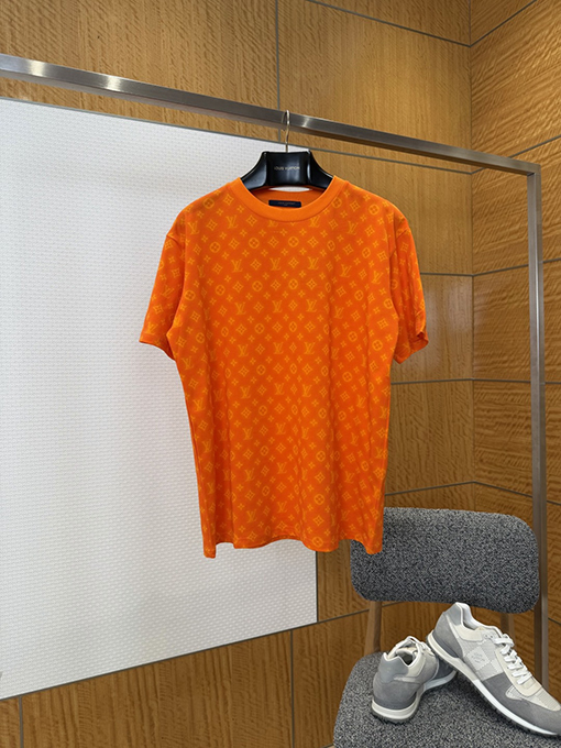 ルイヴィトン モノグラム柄クルーネック半袖Tシャツ