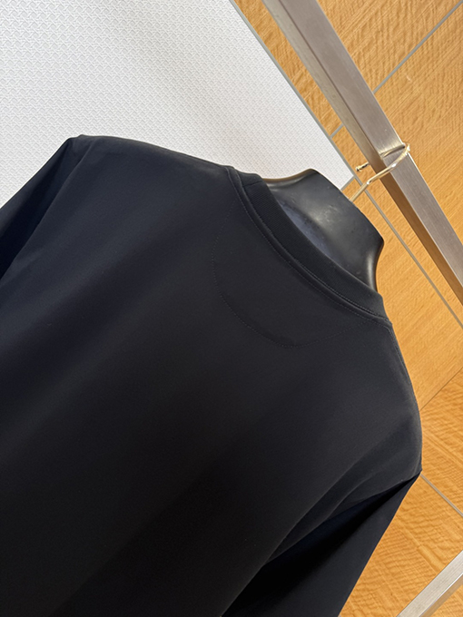 フェンディコピー ジッパー付きポケット付き半袖Tシャツ