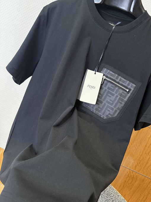 フェンディコピー ジッパー付きポケット付き半袖Tシャツ