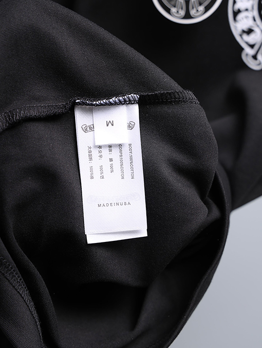 クロムハーツ フロントとバックパネルにフロックバックプリントの半袖Tシャツ