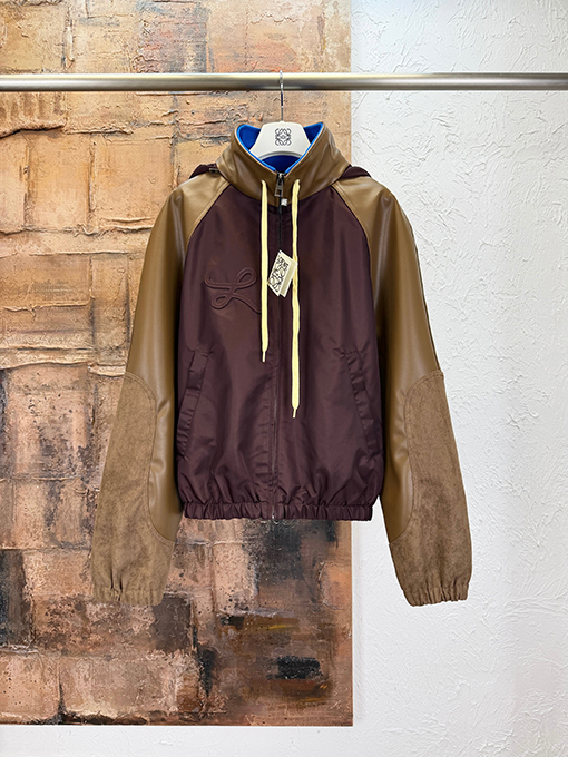 ロエベコピー パッチワークレザー刺繍コート