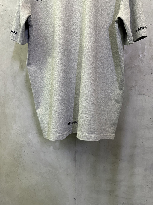 クロムハーツ ロゴプリントクルーネック半袖Tシャツ