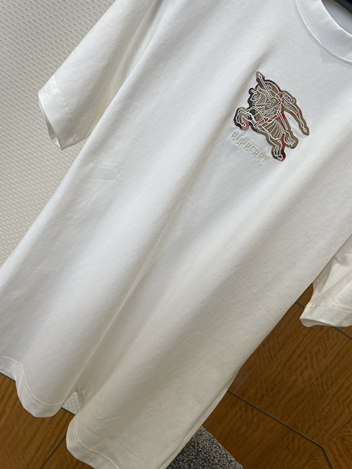 バーバリー BURBERRY チェック柄の軍馬アップリケクルーネック半袖Tシャツ