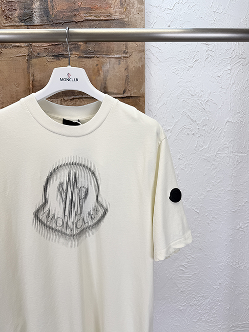 モンクレールスーパーコピー Moncler ブラープリント半袖Tシャツ