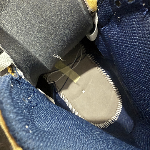 ナイキ 藤原ヒロシ氏による三者コラボレーション4色パッチワークのグレー稲妻ホワイトブルーブラックのシューズ