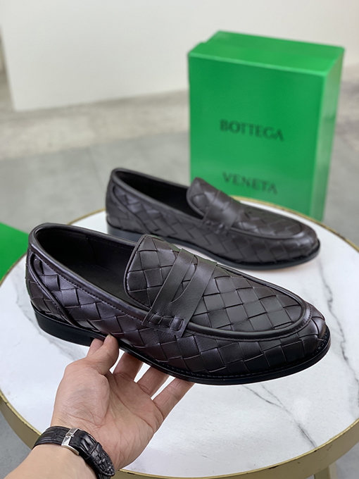 ボッテガヴェネタコピー 高品質な本革ビジネスシューズ