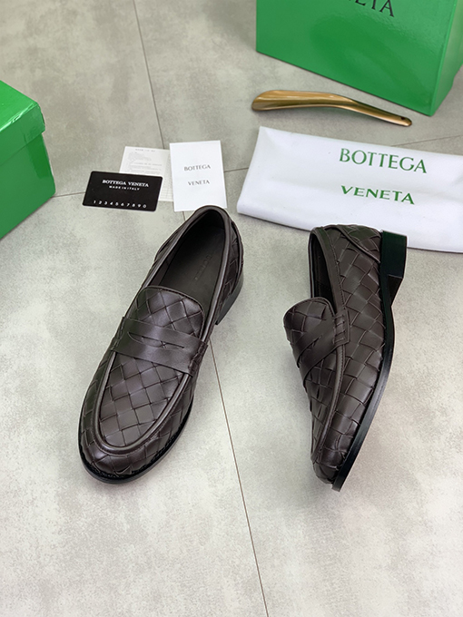 ボッテガヴェネタコピー 高品質な本革ビジネスシューズ