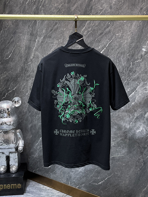 クロムハーツ グラフィティサンスクリットい古しの馬蹄刺繍半袖Tシャツ