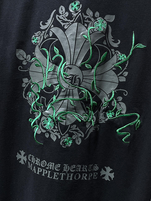 クロムハーツ グラフィティサンスクリットい古しの馬蹄刺繍半袖Tシャツ