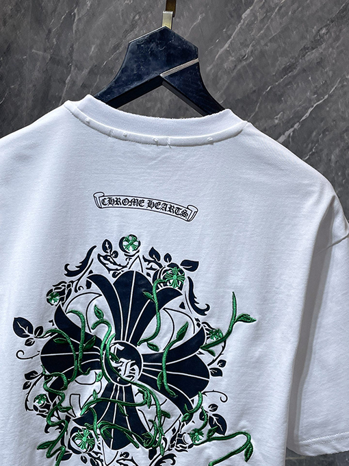 クロムハーツ グラフィティサンスクリットい古しの馬蹄刺繍半袖Tシャツ