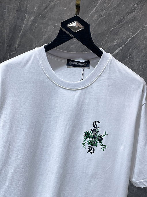 クロムハーツ グラフィティサンスクリットい古しの馬蹄刺繍半袖Tシャツ