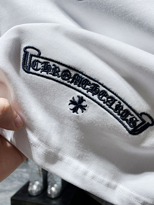 クロムハーツ 刺繍入りカラフルクラシッククロスホースシュー半袖Tシャツ