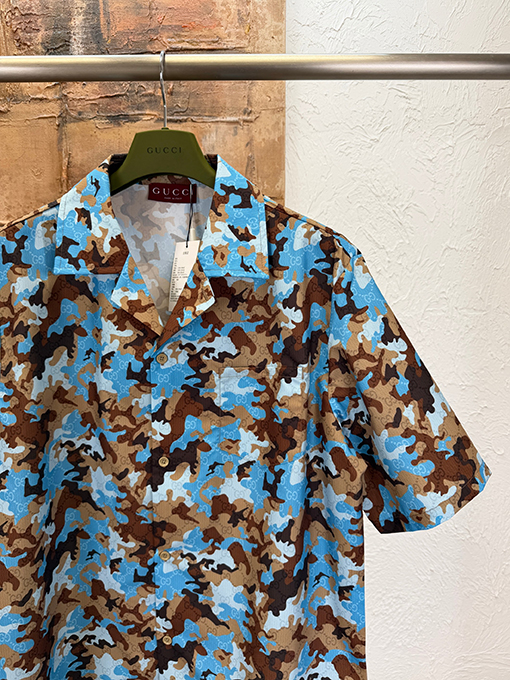 グッチ 迷彩柄半袖シャツ