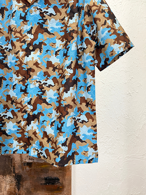 グッチ 迷彩柄半袖シャツ