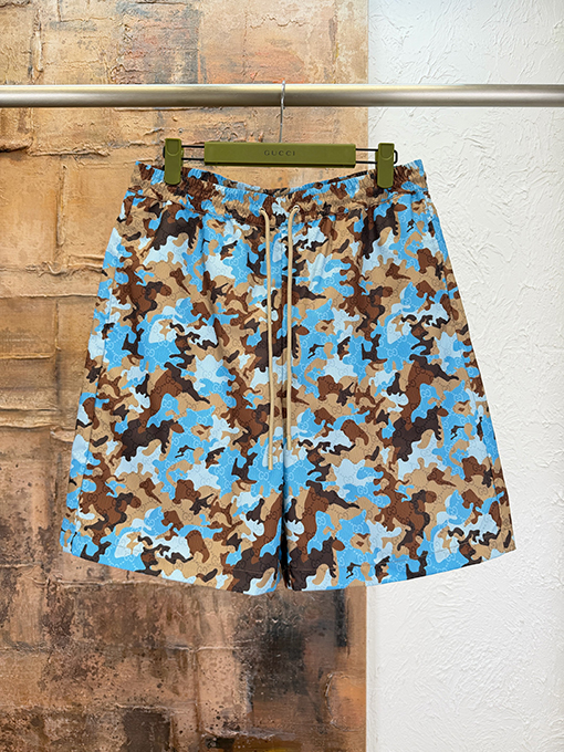 グッチ 迷彩ビーチショーツ