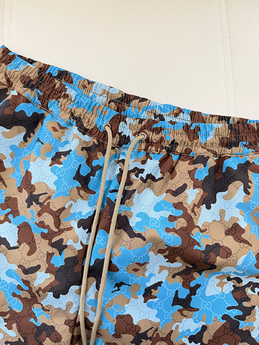 グッチ 迷彩ビーチショーツ