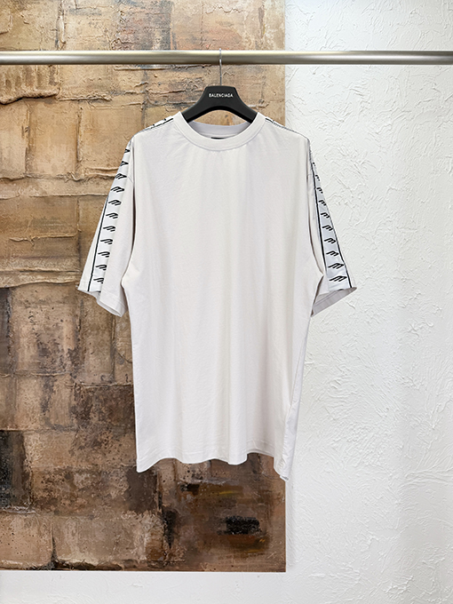 バレンシアガ リボン半袖Tシャツ