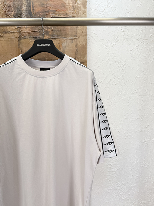 バレンシアガ リボン半袖Tシャツ